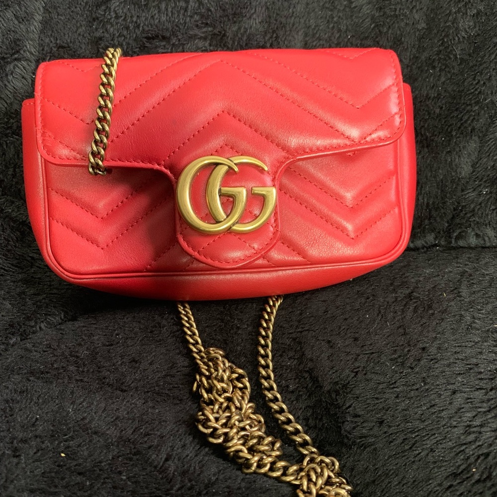 AUTHENTIC GUCCI GG Marmont Leather Super Mini Bag